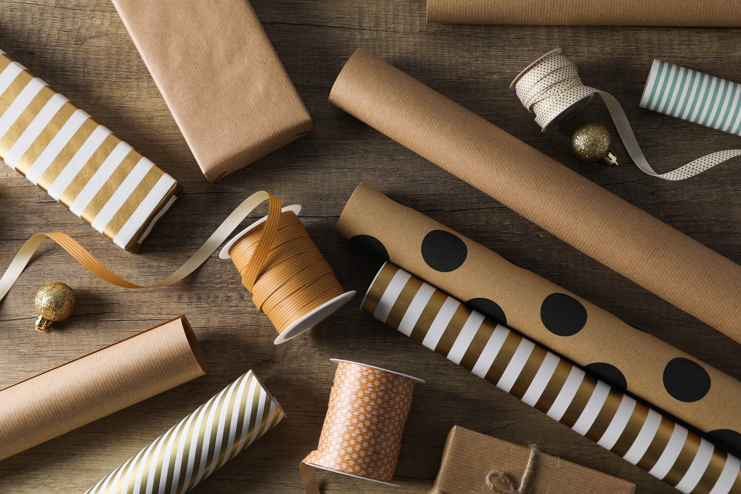 How Materials Determine Gift-Wrap Design