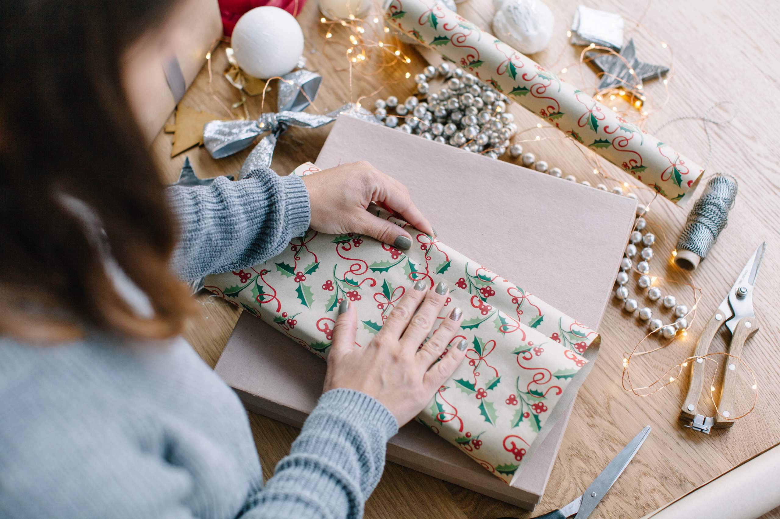 Building a Signature Gift Wrapping Style